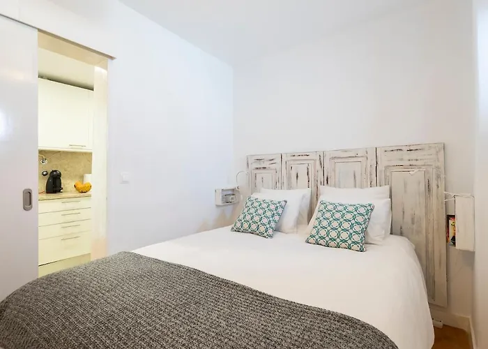 Sol A Alfama Typical Cosy Flat With River View Apartment *