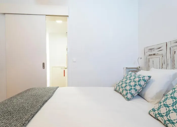 Sol A Alfama Typical Cosy Flat With River View Lissabon