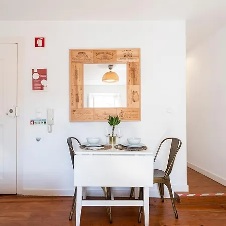 Apartament Sol A Alfama Typical Cosy Flat With River View *